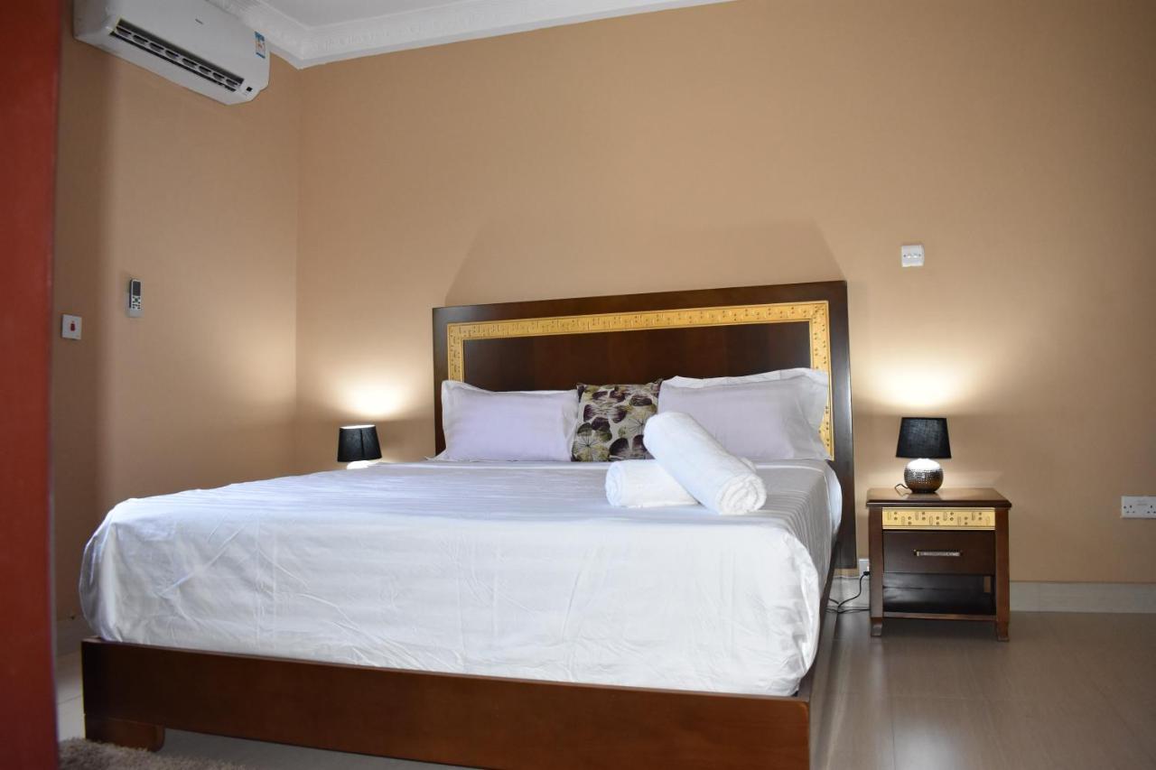 Cascade Hotel Lapaz Extérieur photo